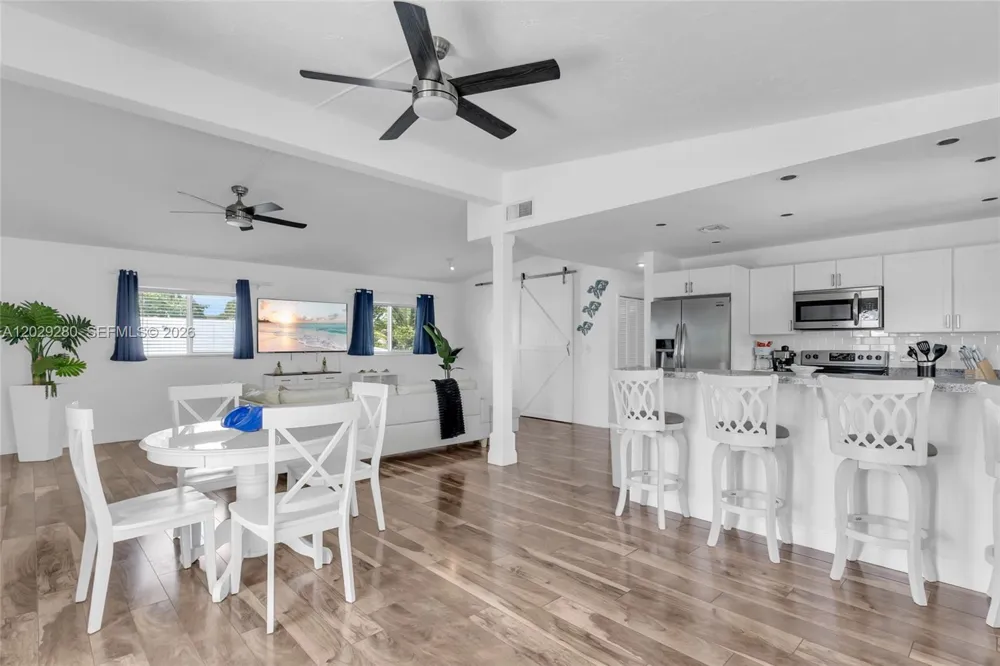 443 4TH Rd Key Largo, FL 33037