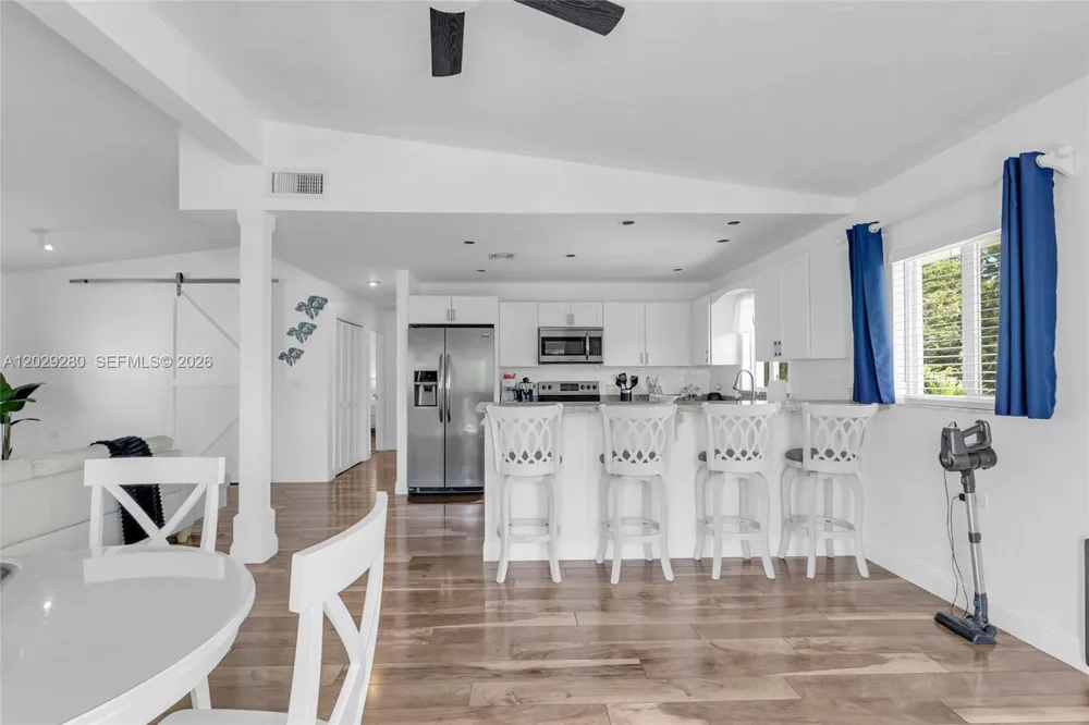 443 4TH Rd Key Largo, FL 33037
