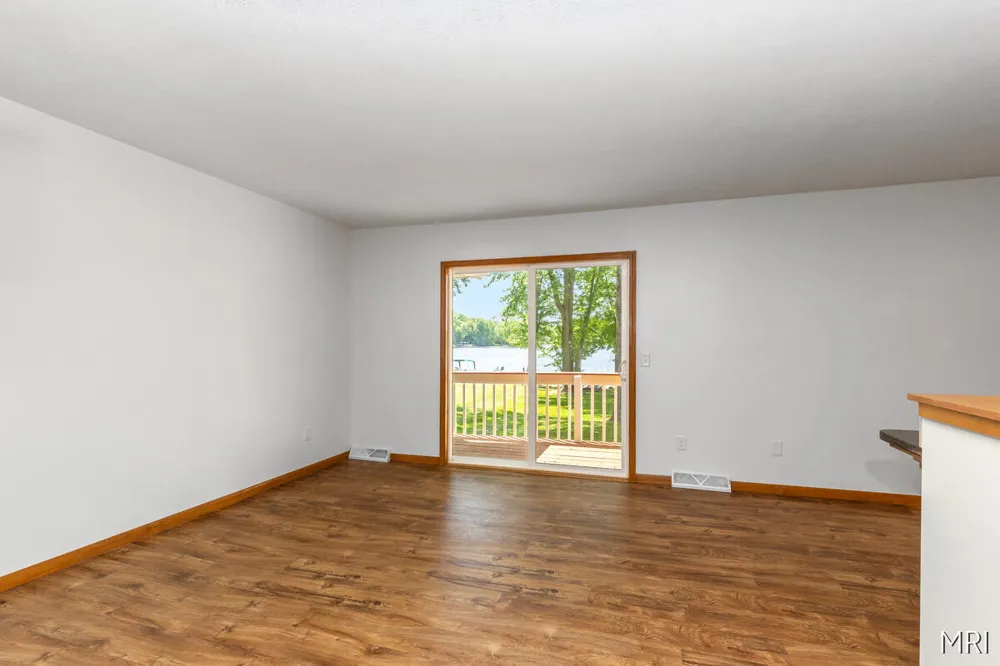 8303 Cowan Lake Drive NE Grattan Township, MI 49341