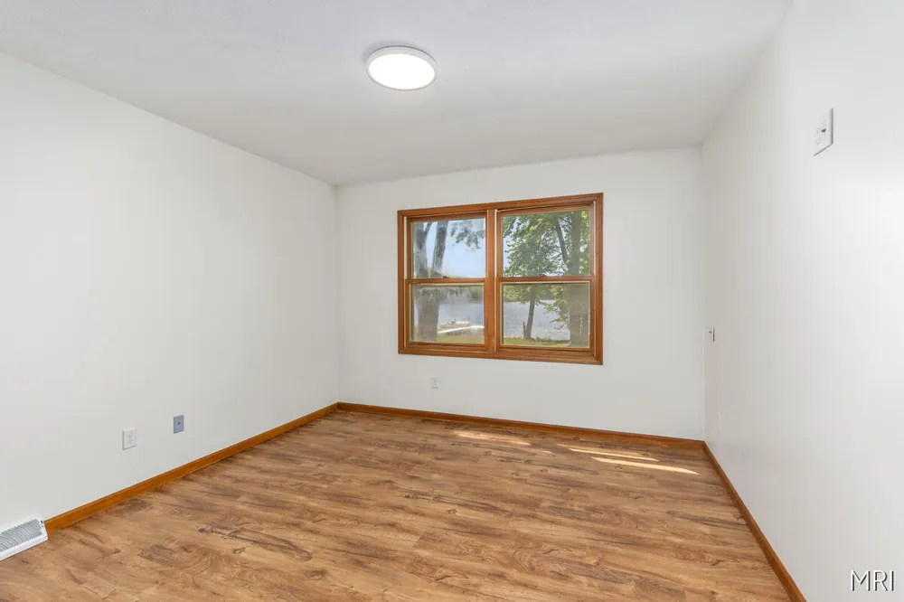 8303 Cowan Lake Drive NE Grattan Township, MI 49341
