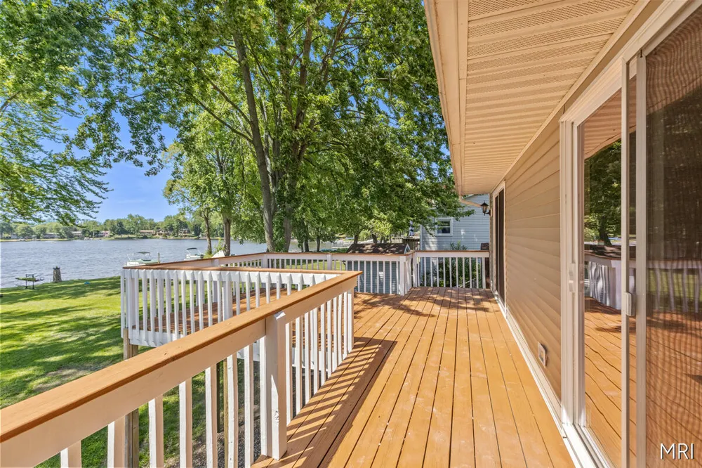 8303 Cowan Lake Drive NE Grattan Township, MI 49341