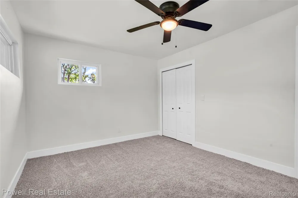 24139 Philip Drive Southfield City, MI 48075
