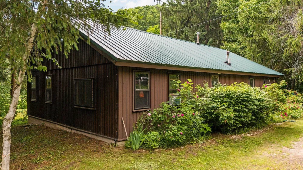 8370 Lake Of The Woods Road Custer Township, MI 49615