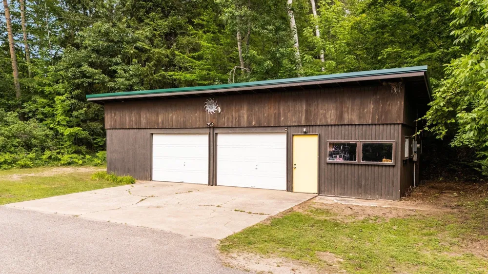 8370 Lake Of The Woods Road Custer Township, MI 49615