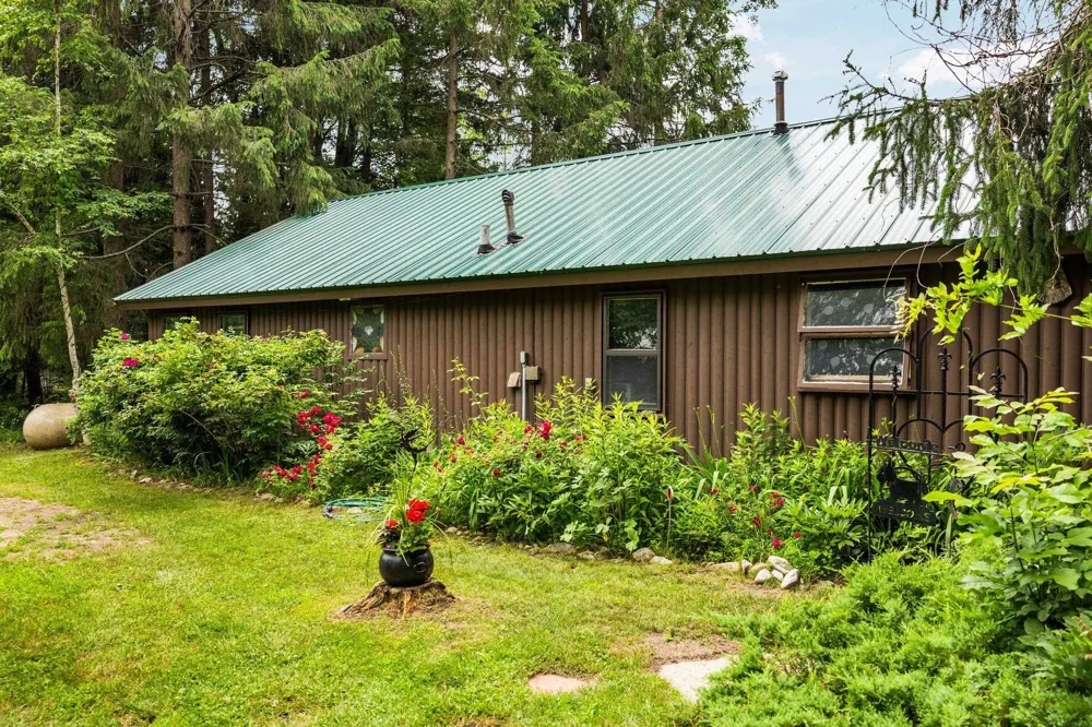 8370 Lake Of The Woods Road Custer Township, MI 49615