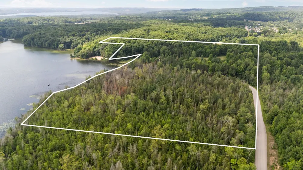 8370 Lake Of The Woods Road Custer Township, MI 49615