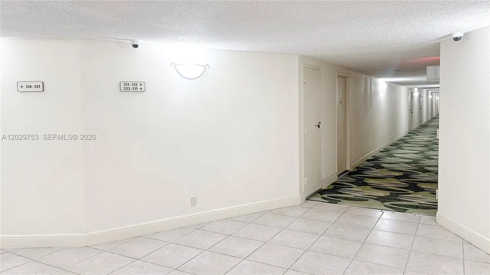 800 Parkview Dr #323 Hallandale Beach, FL 33009