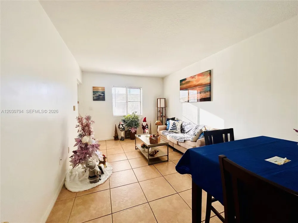 22801 SW 88th Pl #202 Cutler Bay, FL 33190