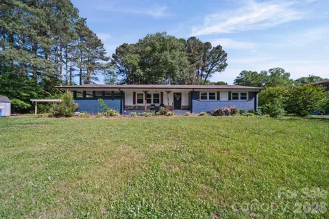 809 Elaine Drive