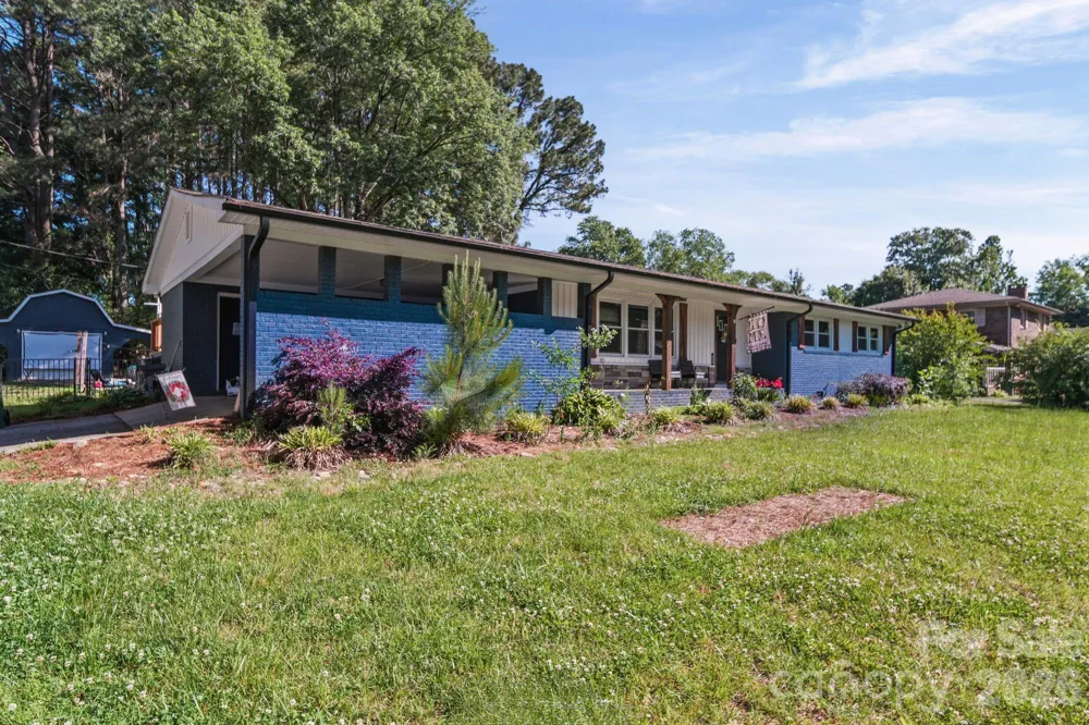 809 Elaine Drive Albemarle, NC 28001