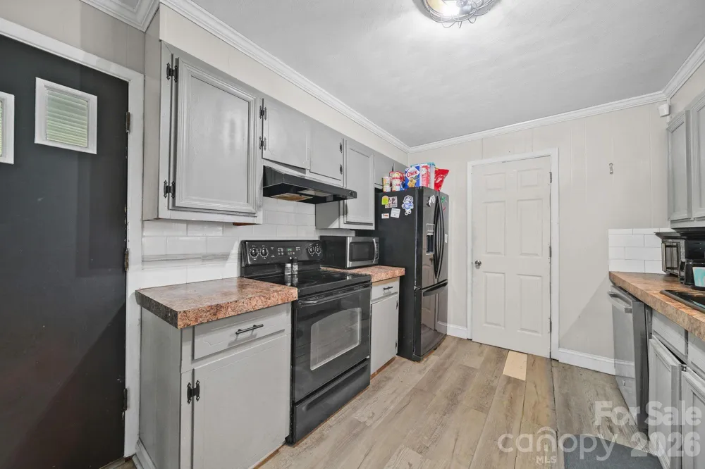 809 Elaine Drive Albemarle, NC 28001