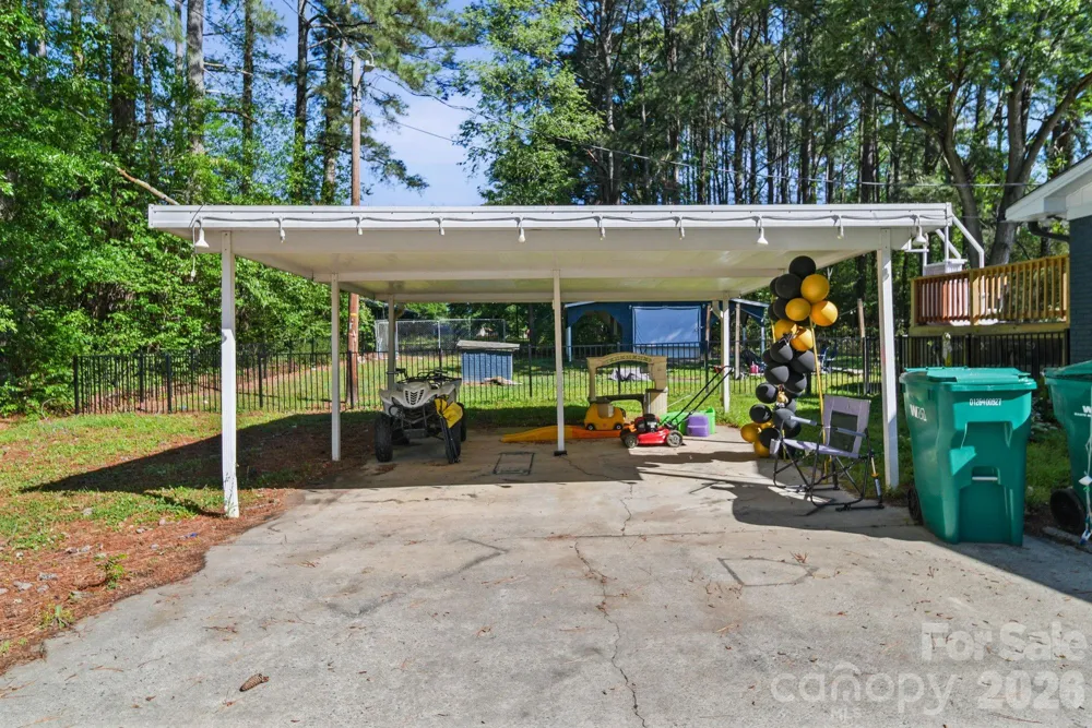 809 Elaine Drive Albemarle, NC 28001