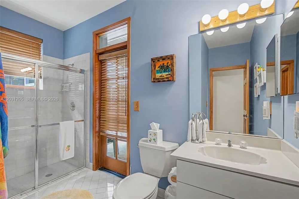 8200 SW 182nd St Palmetto Bay, FL 33157