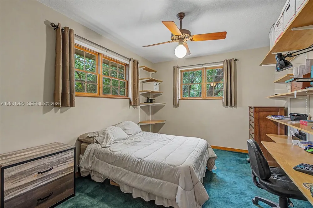8200 SW 182nd St Palmetto Bay, FL 33157