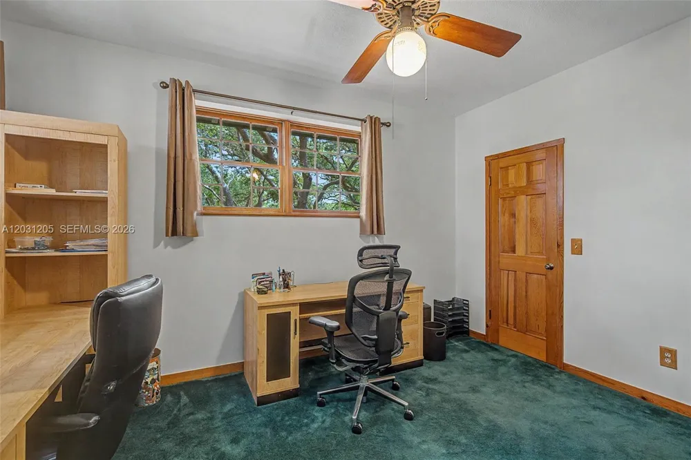 8200 SW 182nd St Palmetto Bay, FL 33157