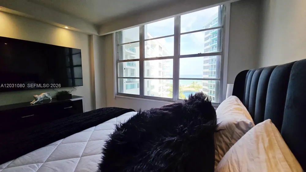 5151 Collins Ave #726 Miami Beach, FL 33140