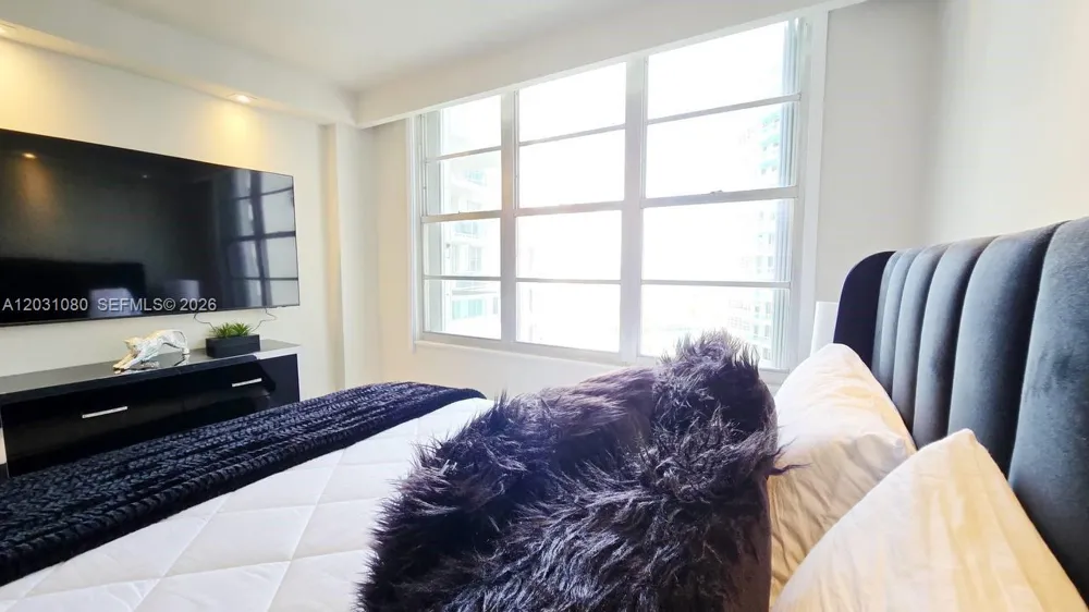 5151 Collins Ave #726 Miami Beach, FL 33140