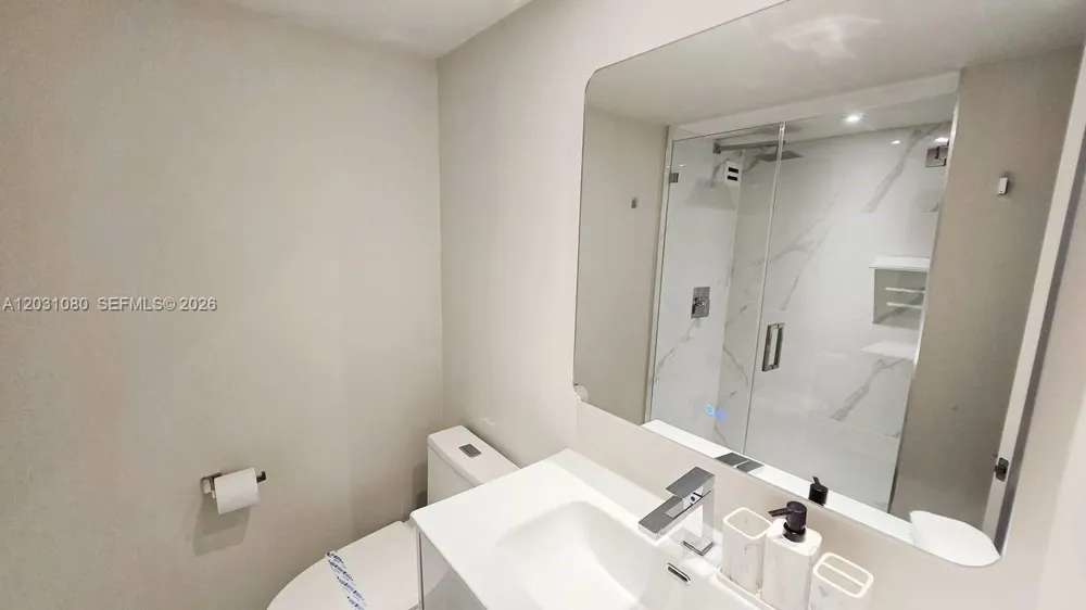 5151 Collins Ave #726 Miami Beach, FL 33140