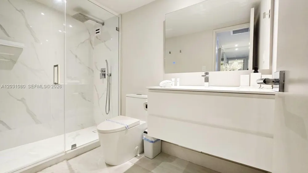 5151 Collins Ave #726 Miami Beach, FL 33140