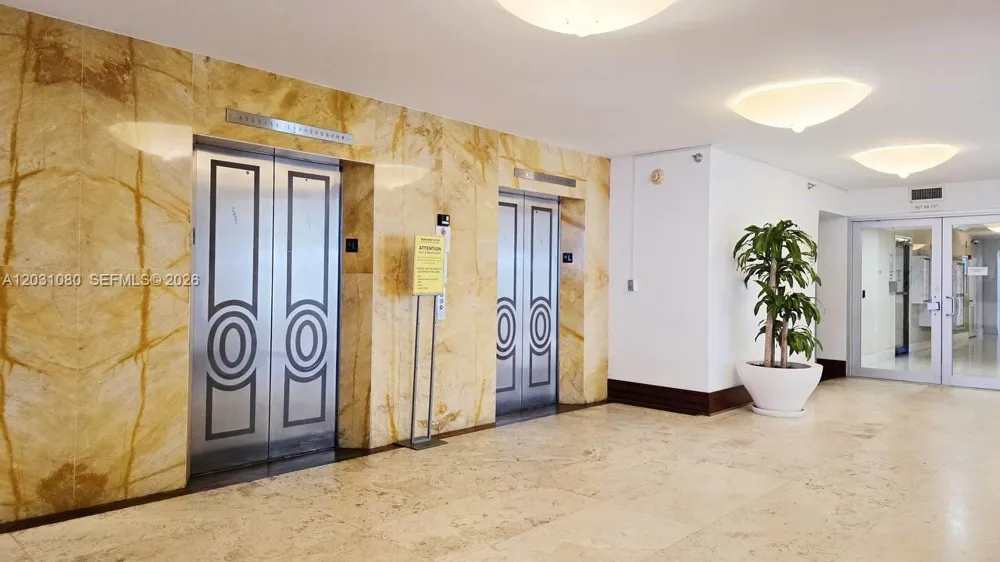 5151 Collins Ave #726 Miami Beach, FL 33140