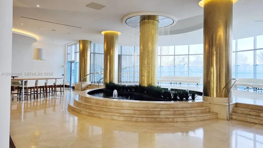 5151 Collins Ave #726 Miami Beach, FL 33140