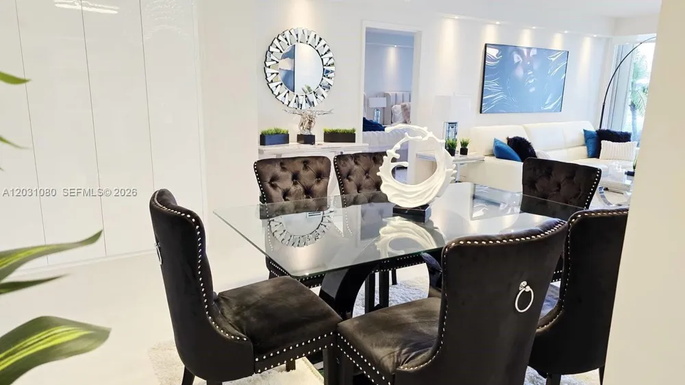 5151 Collins Ave #726 Miami Beach, FL 33140
