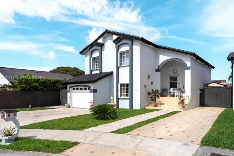 1084 SW 142nd Pl