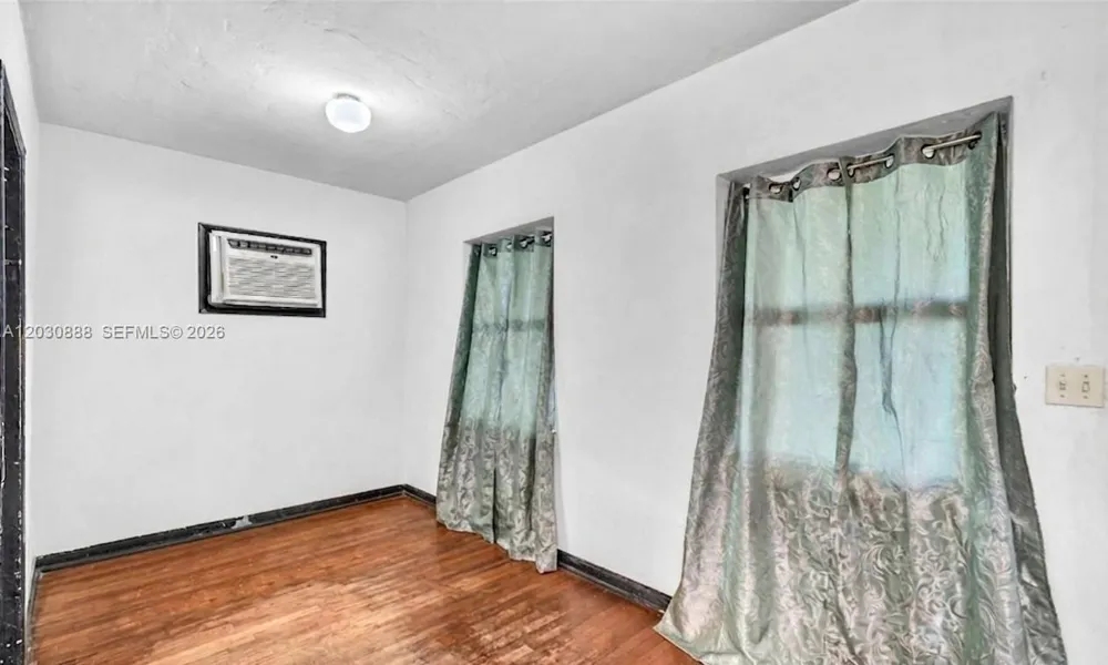 1236 Jann Ave Opa-Locka, FL 33054