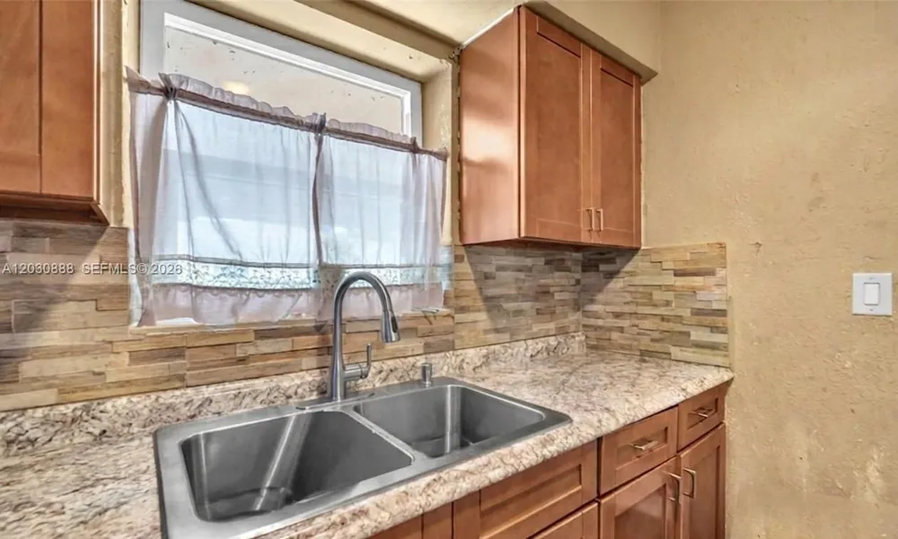 1236 Jann Ave Opa-Locka, FL 33054