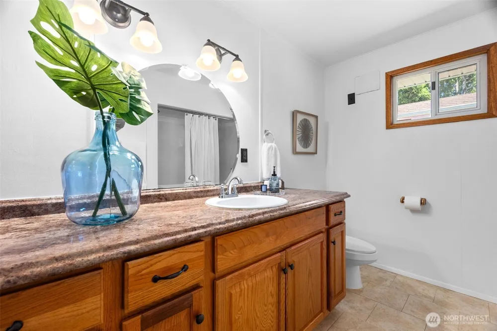 220 Grand Army Westport, WA 98595