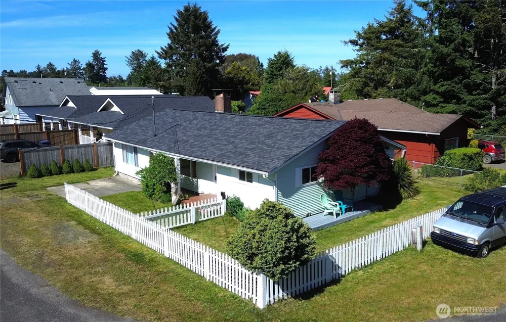 220 Grand Army Westport, WA 98595