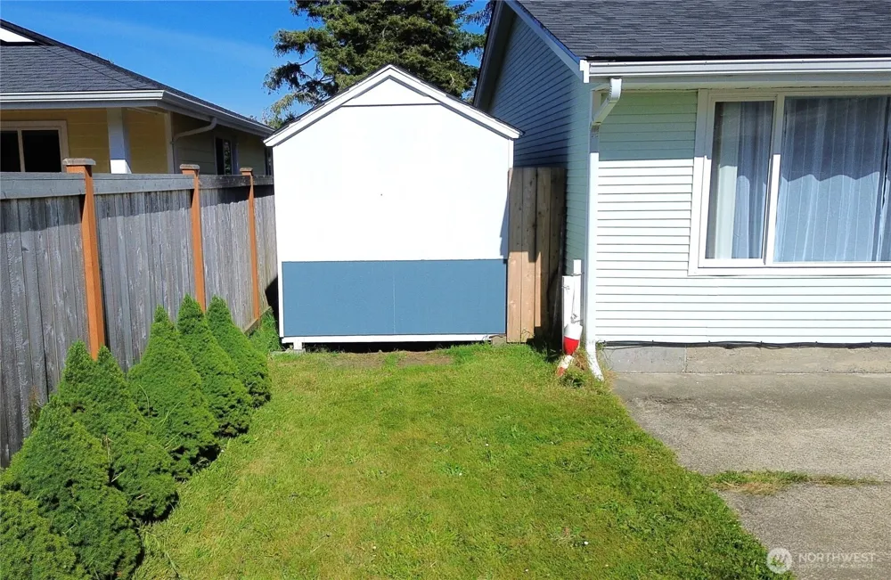 220 Grand Army Westport, WA 98595