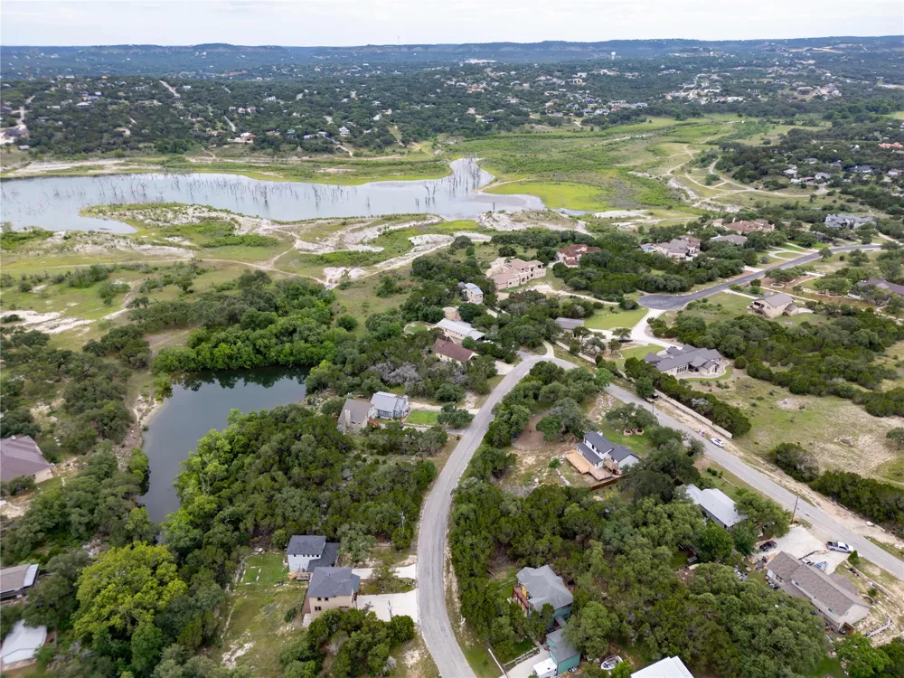 1562 Windmere Canyon Lake, TX 78133