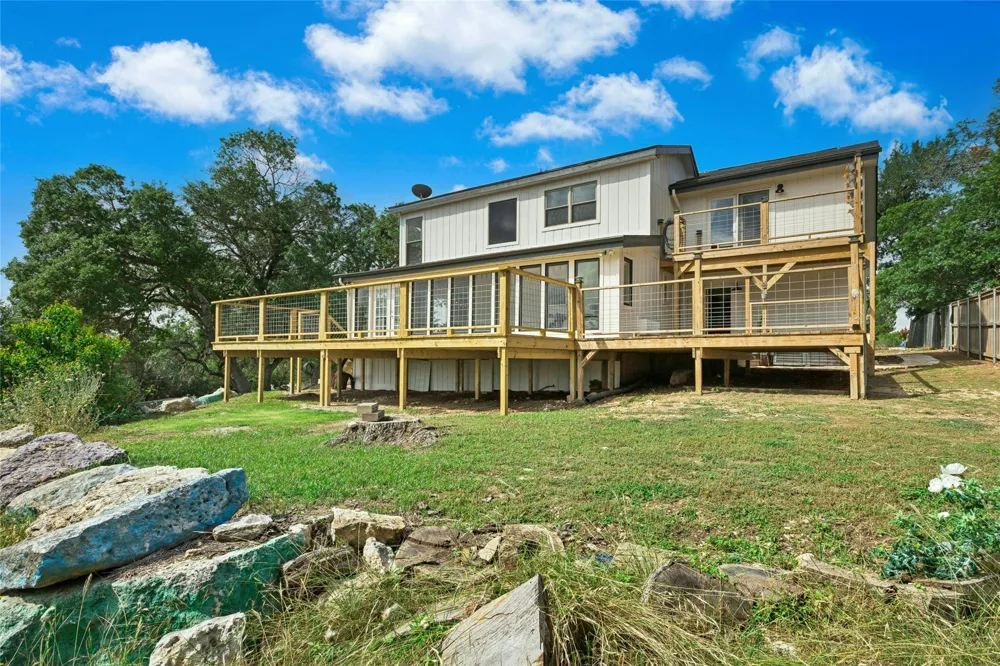 1562 Windmere Canyon Lake, TX 78133