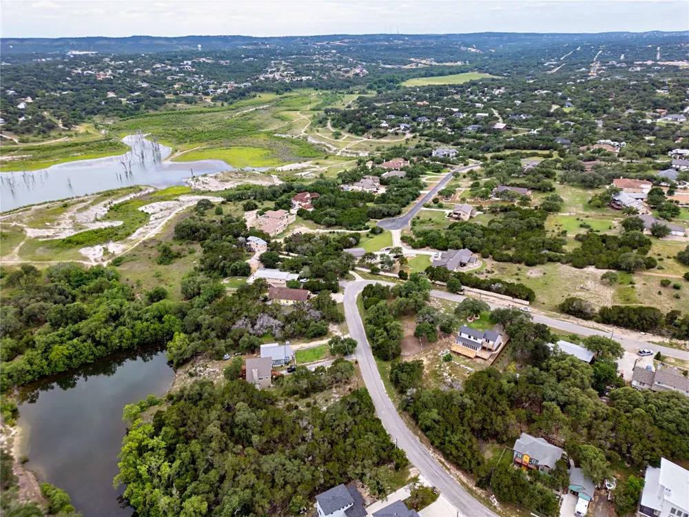1562 Windmere Canyon Lake, TX 78133
