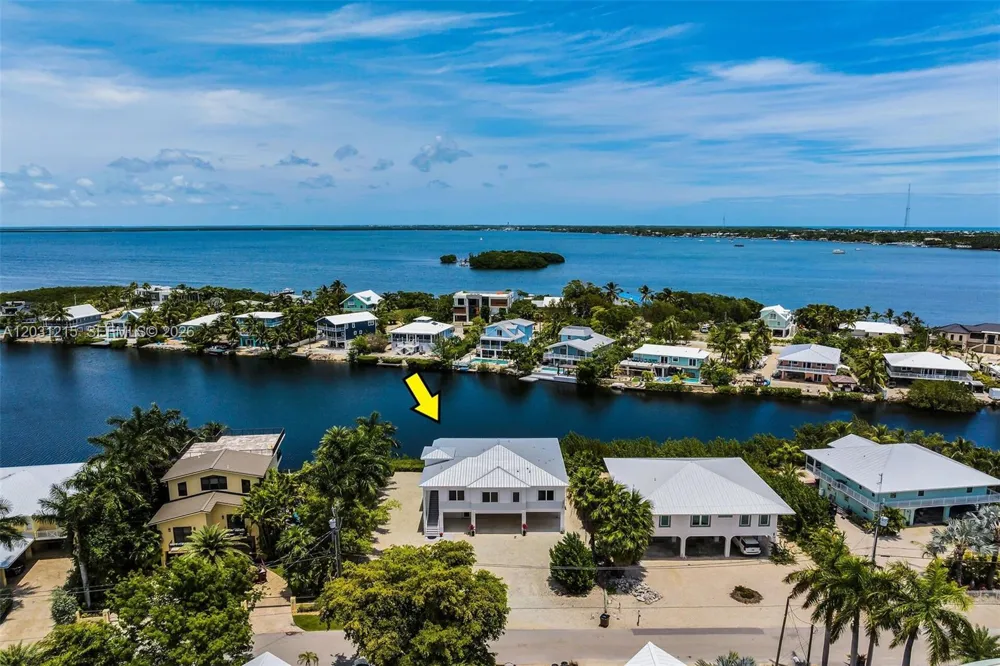 38 Bounty Ln Key Largo, FL 33037