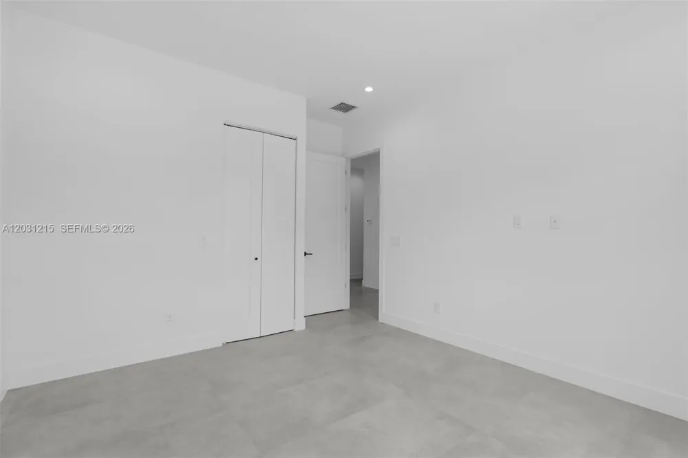 38 Bounty Ln Key Largo, FL 33037