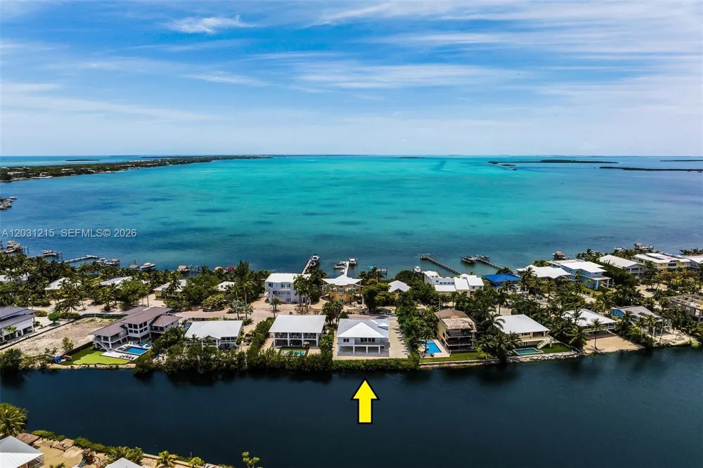 38 Bounty Ln Key Largo, FL 33037