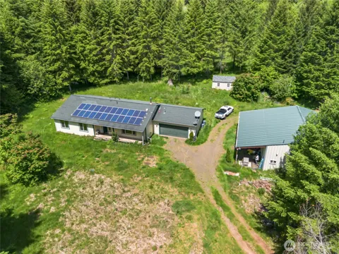 231 W New Moon Lane