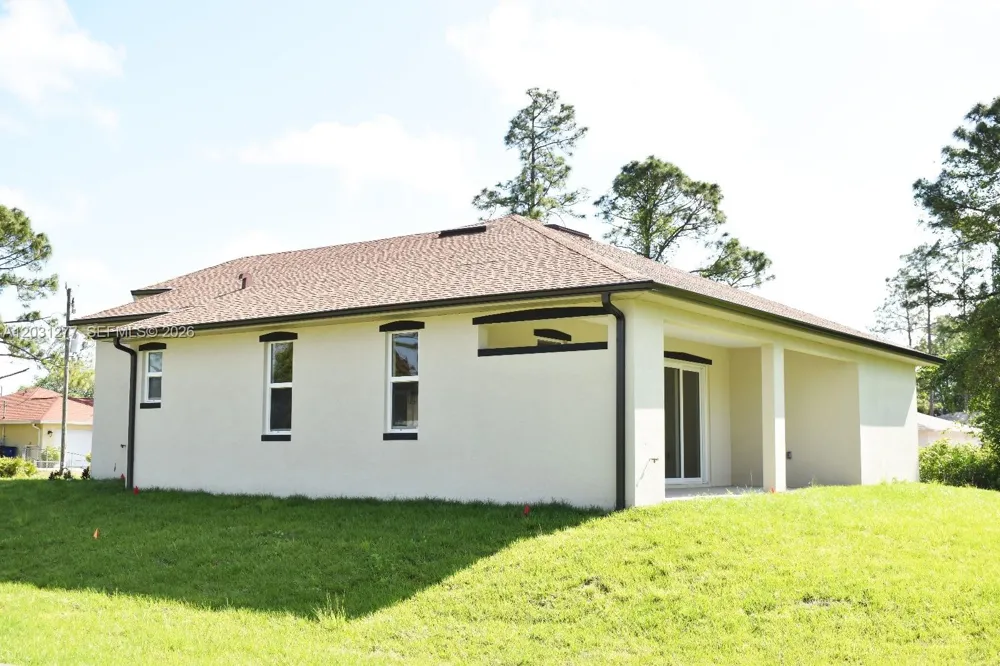 2515 45th st W Lehigh Acres, FL 33971