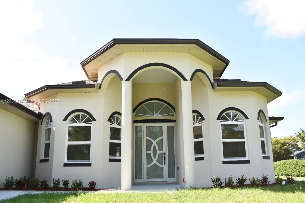 2515 45th st W Lehigh Acres, FL 33971