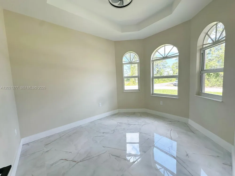 2515 45th st W Lehigh Acres, FL 33971