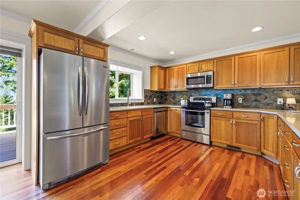 28525 143rd Avenue SW Vashon, WA 98070