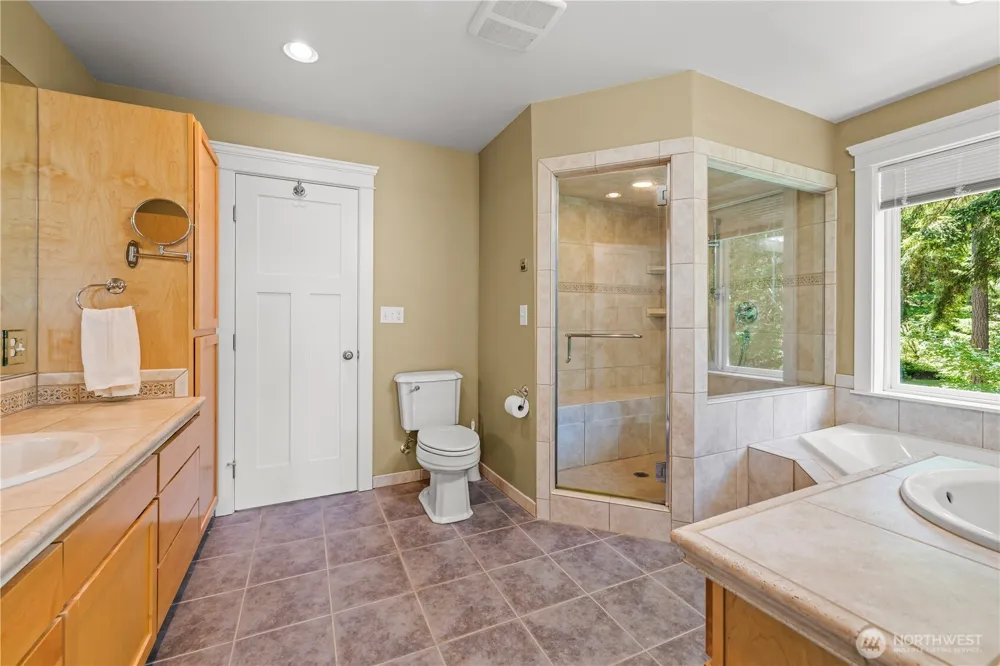 28525 143rd Avenue SW Vashon, WA 98070