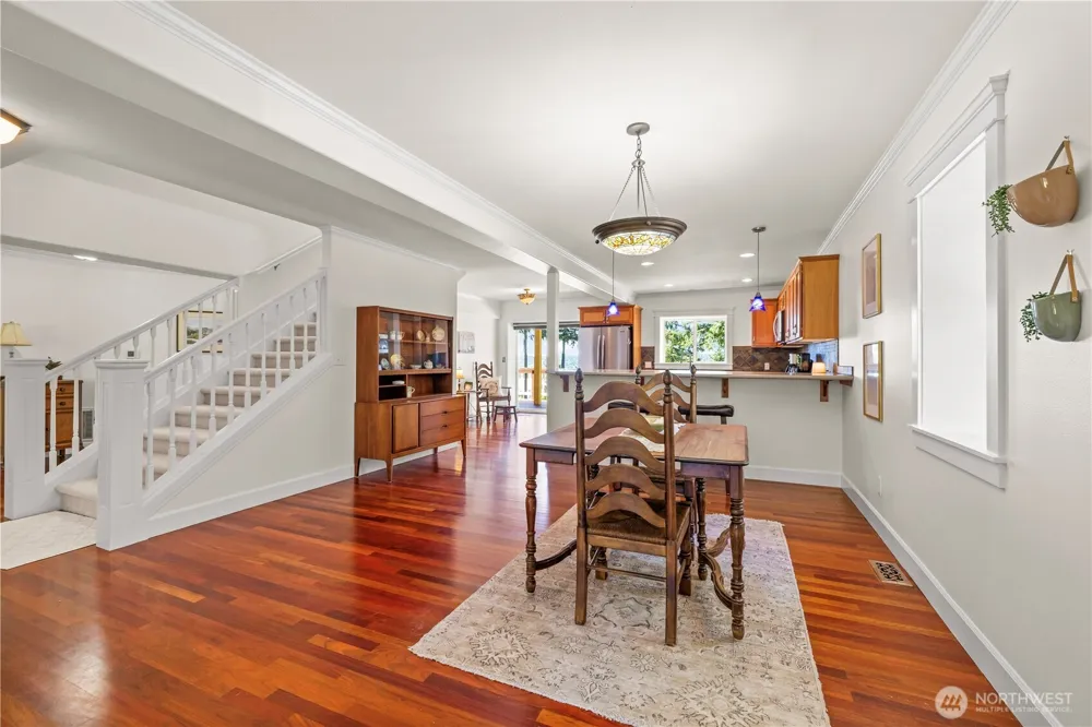 28525 143rd Avenue SW Vashon, WA 98070