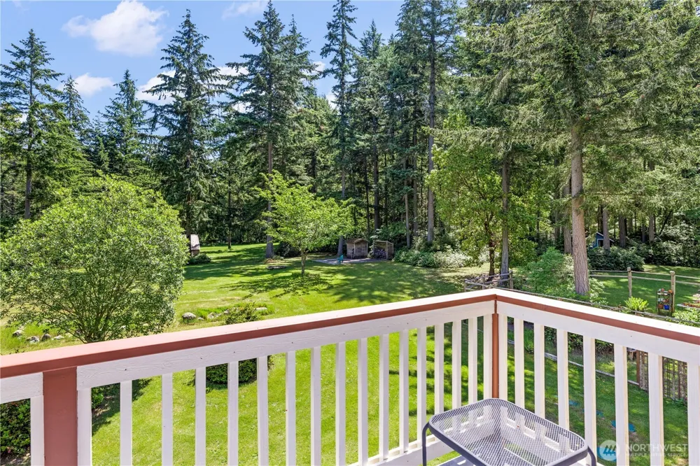 28525 143rd Avenue SW Vashon, WA 98070