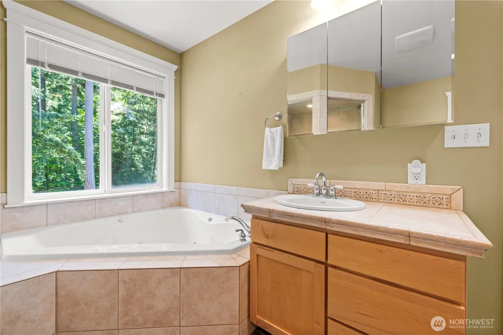 28525 143rd Avenue SW Vashon, WA 98070