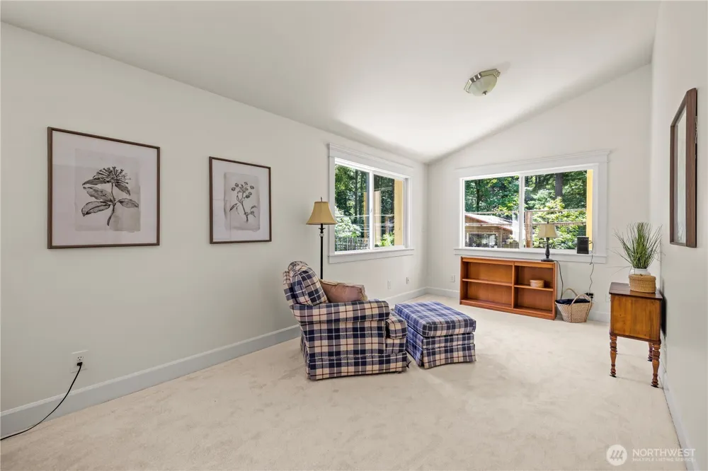 28525 143rd Avenue SW Vashon, WA 98070