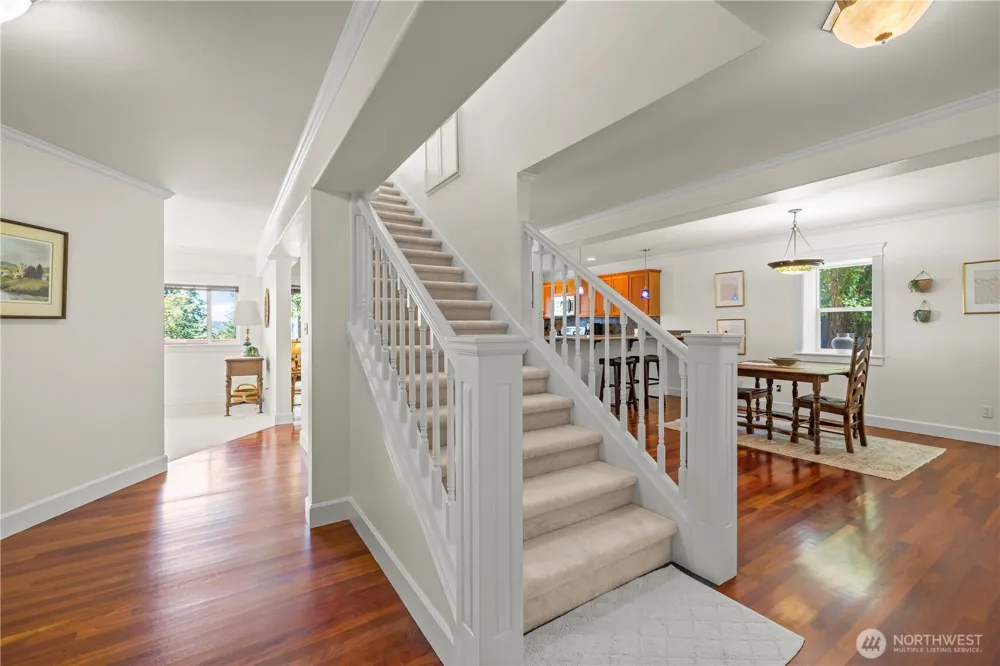 28525 143rd Avenue SW Vashon, WA 98070