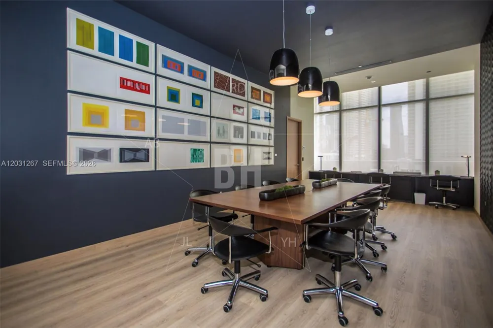 45 SW 9 Street #3806 Miami, FL 33130